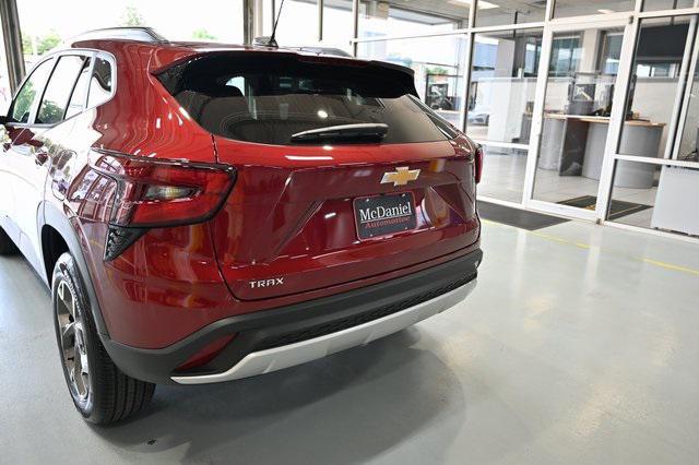 new 2025 Chevrolet Trax car, priced at $25,750