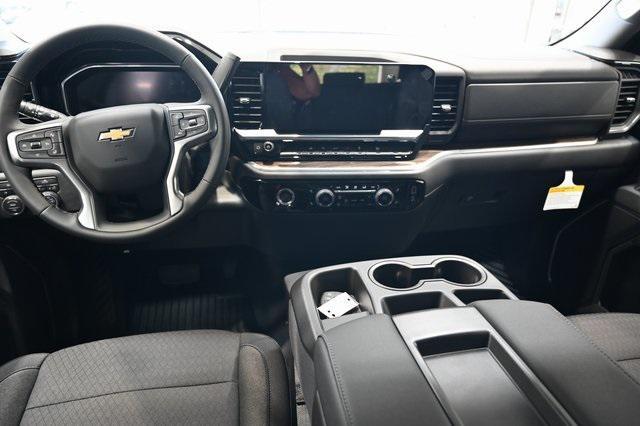 new 2024 Chevrolet Silverado 1500 car, priced at $45,795