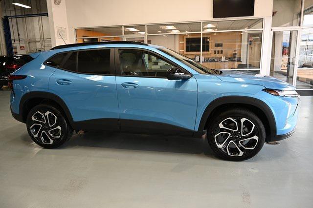 new 2025 Chevrolet Trax car, priced at $27,085