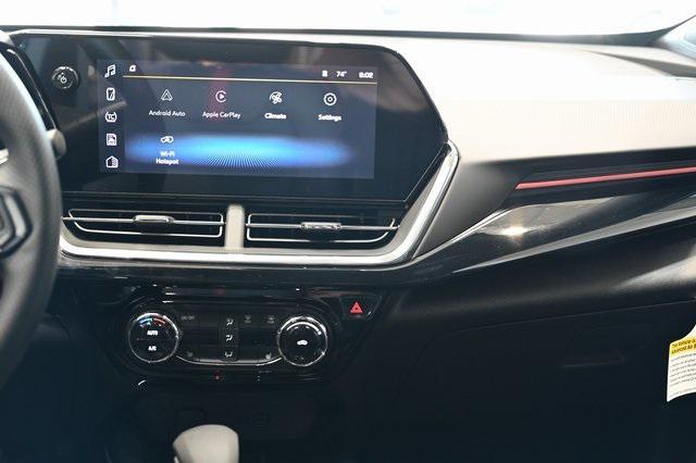 new 2025 Chevrolet Trax car, priced at $27,085
