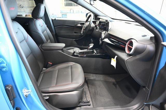 new 2025 Chevrolet Trax car, priced at $27,085