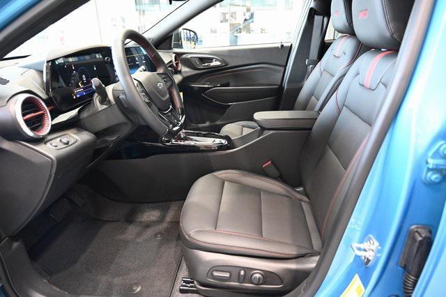 new 2025 Chevrolet Trax car, priced at $27,085