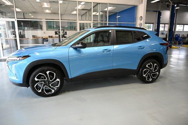new 2025 Chevrolet Trax car, priced at $27,085