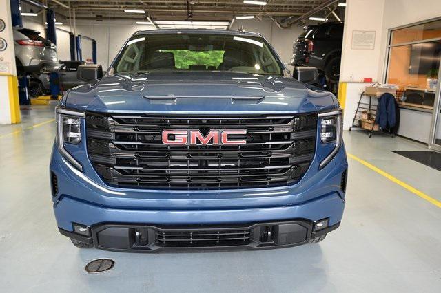new 2025 GMC Sierra 1500 car, priced at $47,090
