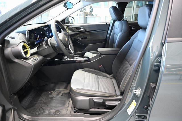 new 2025 Chevrolet Trax car, priced at $24,750