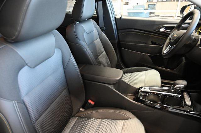 new 2025 Chevrolet Trax car, priced at $24,750