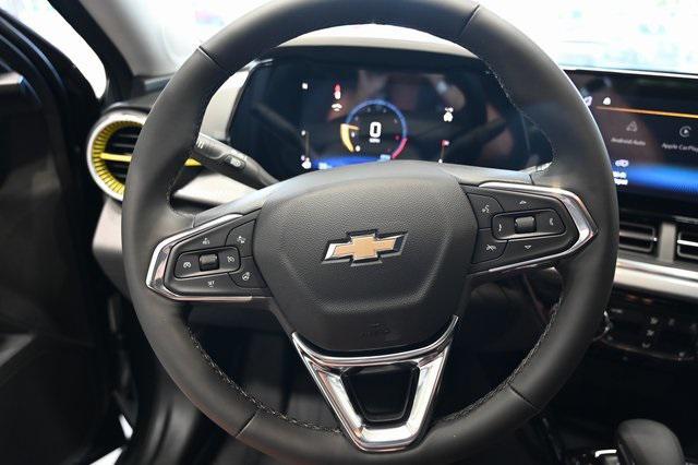new 2025 Chevrolet Trax car, priced at $24,750