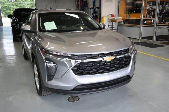 used 2024 Chevrolet Trax car, priced at $21,900