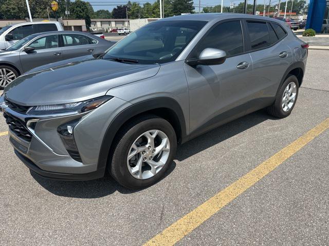 used 2024 Chevrolet Trax car, priced at $21,900