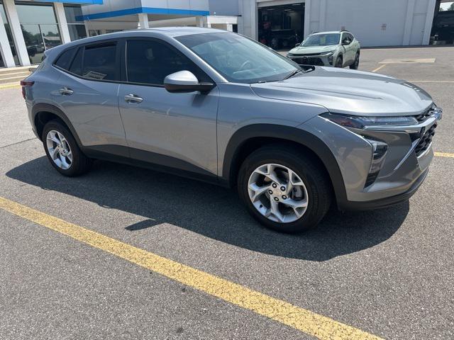 used 2024 Chevrolet Trax car, priced at $21,900
