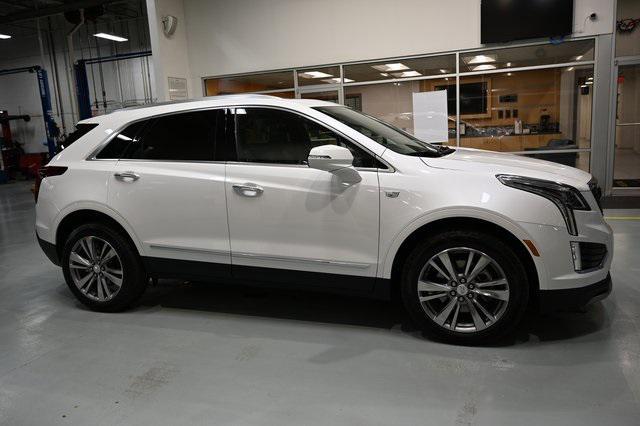 used 2025 Cadillac XT5 car, priced at $46,900