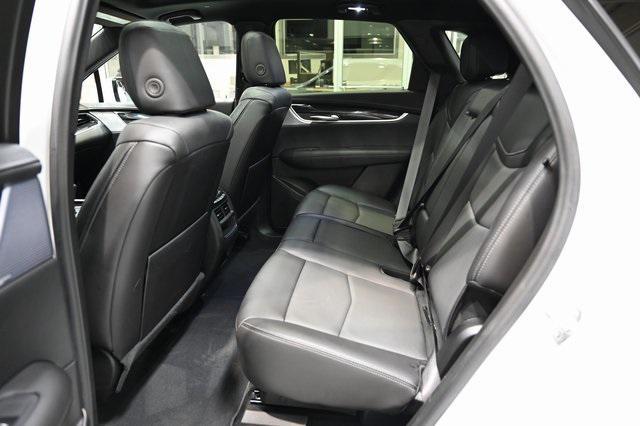 used 2025 Cadillac XT5 car, priced at $46,900