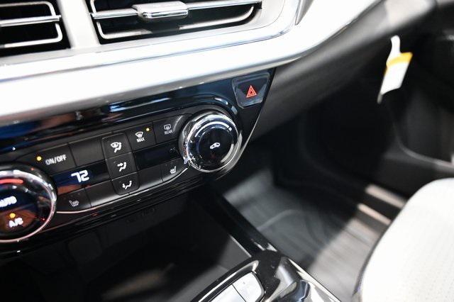 new 2025 Chevrolet Trax car, priced at $24,750