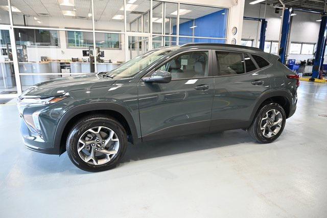 new 2025 Chevrolet Trax car, priced at $24,750