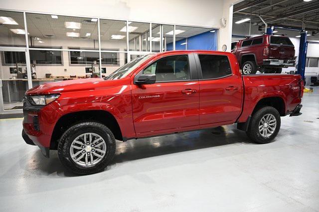 new 2024 Chevrolet Colorado car, priced at $40,995