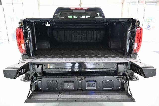 new 2025 GMC Sierra 1500 car, priced at $77,270