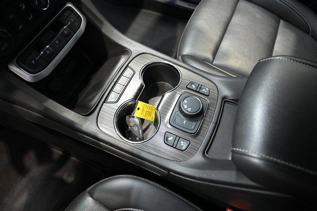 used 2021 GMC Acadia car, priced at $25,900