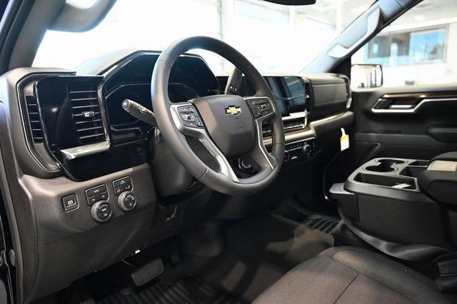 new 2025 Chevrolet Silverado 1500 car, priced at $45,495