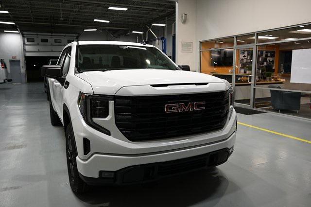 new 2025 GMC Sierra 1500 car, priced at $51,395