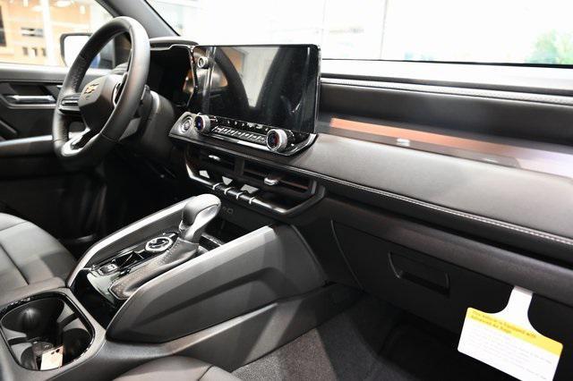 new 2025 Chevrolet Colorado car, priced at $43,995