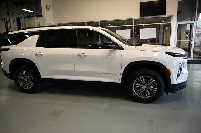 new 2025 Chevrolet Traverse car, priced at $41,595