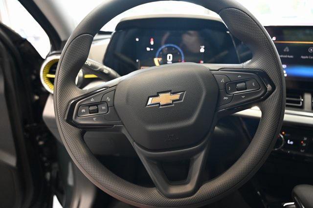 new 2025 Chevrolet Trax car, priced at $23,095