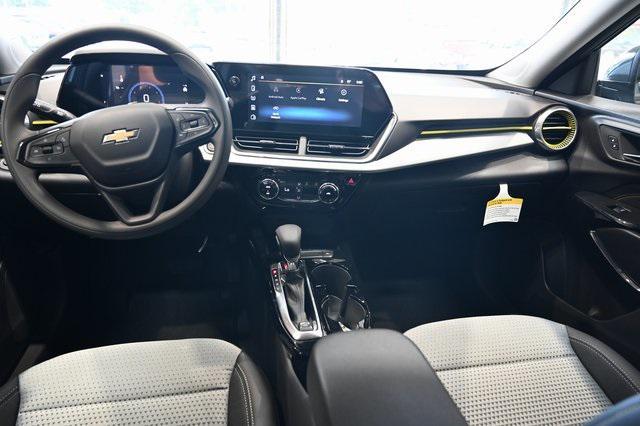 new 2025 Chevrolet Trax car, priced at $23,095