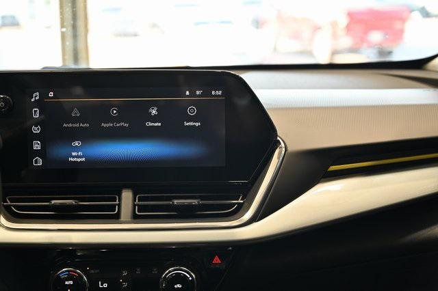 new 2025 Chevrolet Trax car, priced at $23,095