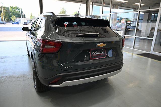new 2025 Chevrolet Trax car, priced at $23,095