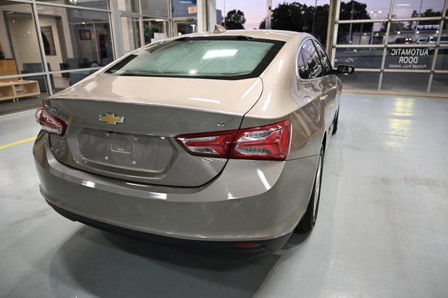 used 2022 Chevrolet Malibu car, priced at $16,700