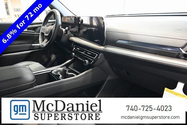 new 2025 Chevrolet Traverse car, priced at $42,995