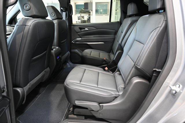 new 2025 Chevrolet Traverse car, priced at $43,695