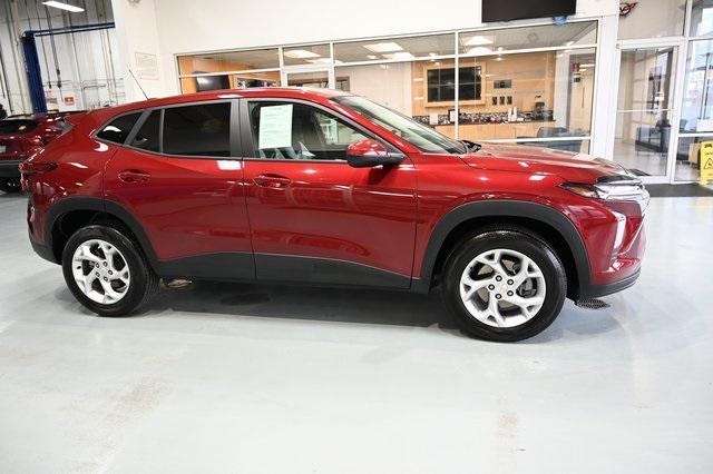 used 2024 Chevrolet Trax car, priced at $20,900
