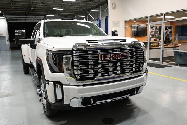 new 2025 GMC Sierra 3500 car, priced at $89,884