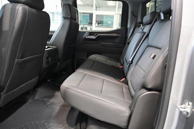 new 2025 Chevrolet Silverado 1500 car, priced at $55,995