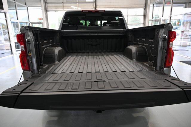 new 2025 Chevrolet Silverado 1500 car, priced at $55,995