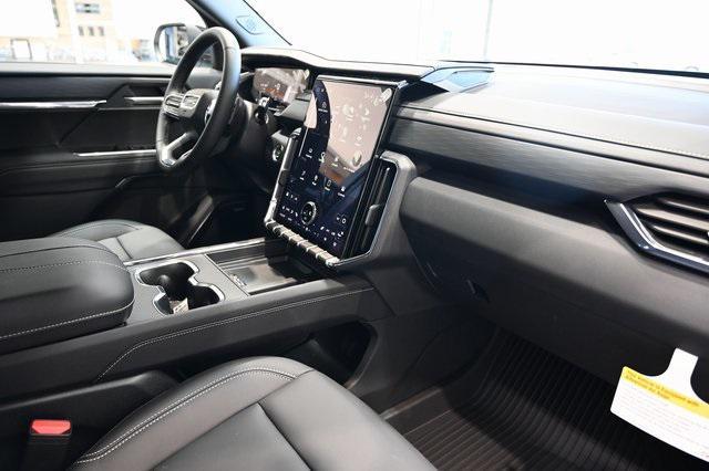 new 2025 GMC Acadia car, priced at $45,880