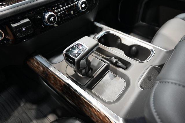 new 2025 GMC Sierra 1500 car, priced at $56,325
