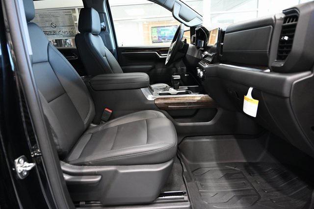 new 2025 GMC Sierra 1500 car, priced at $56,325