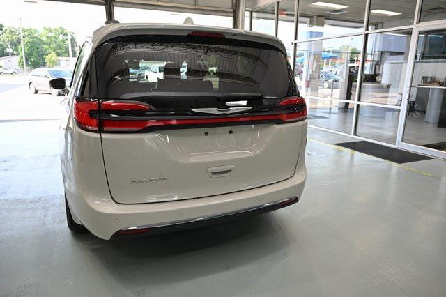 used 2021 Chrysler Pacifica car, priced at $22,900