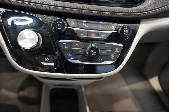 used 2021 Chrysler Pacifica car, priced at $22,900