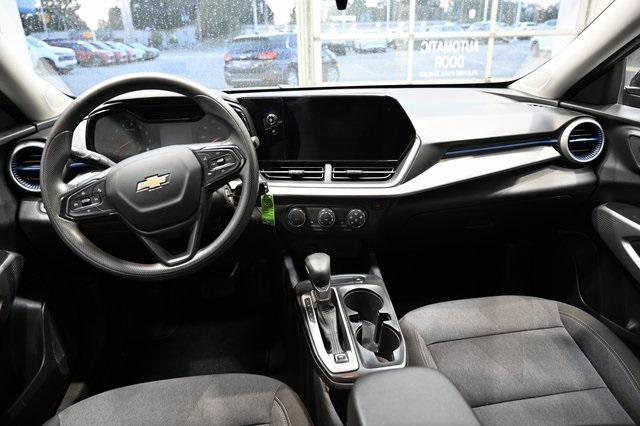 used 2024 Chevrolet Trax car, priced at $20,000