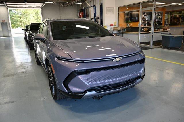 new 2025 Chevrolet Equinox EV car, priced at $36,515