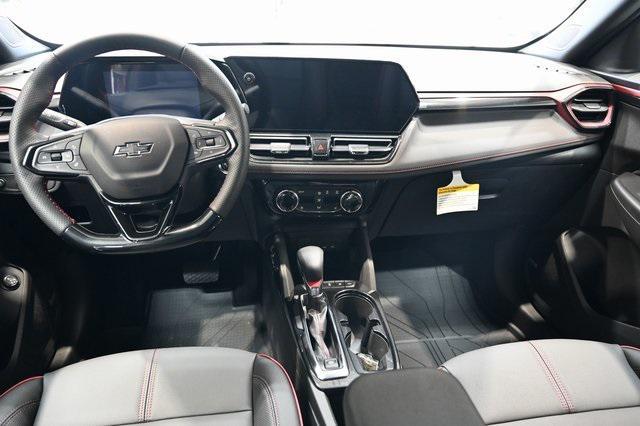 new 2025 Chevrolet TrailBlazer car, priced at $32,395