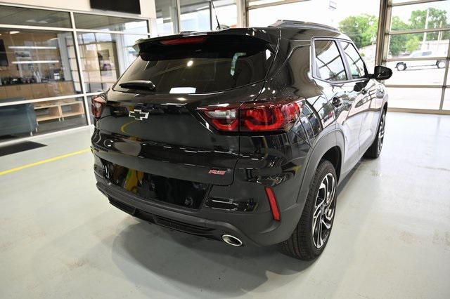 new 2025 Chevrolet TrailBlazer car, priced at $32,395