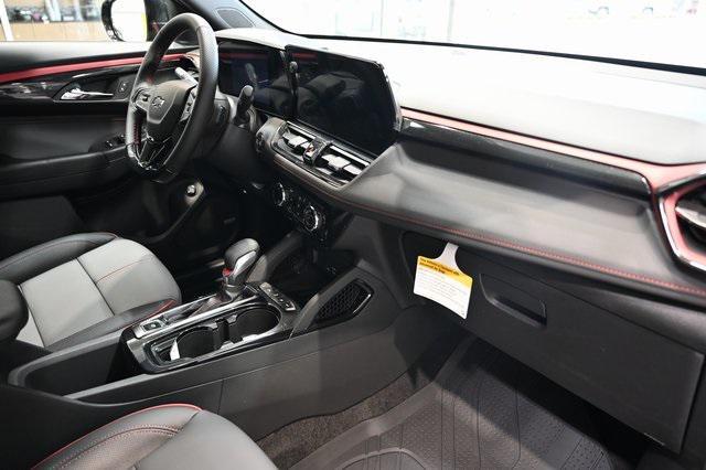 new 2025 Chevrolet TrailBlazer car, priced at $32,395