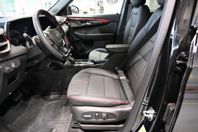 new 2025 Chevrolet TrailBlazer car, priced at $32,395