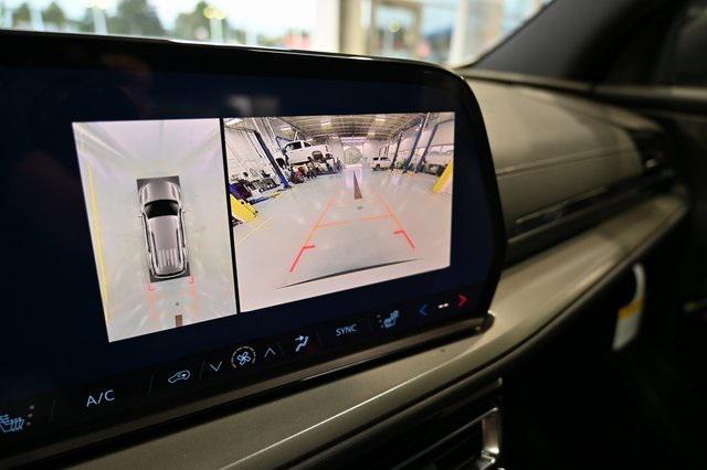 new 2026 Chevrolet Traverse car, priced at $43,640