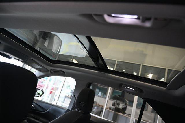 used 2022 Chevrolet Equinox car, priced at $22,900