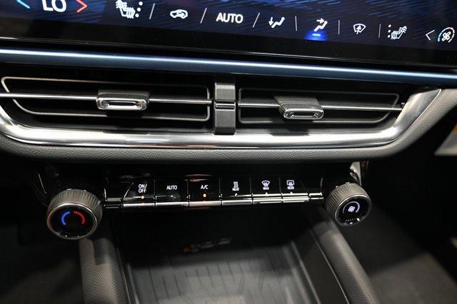 new 2025 Chevrolet Equinox EV car, priced at $38,890